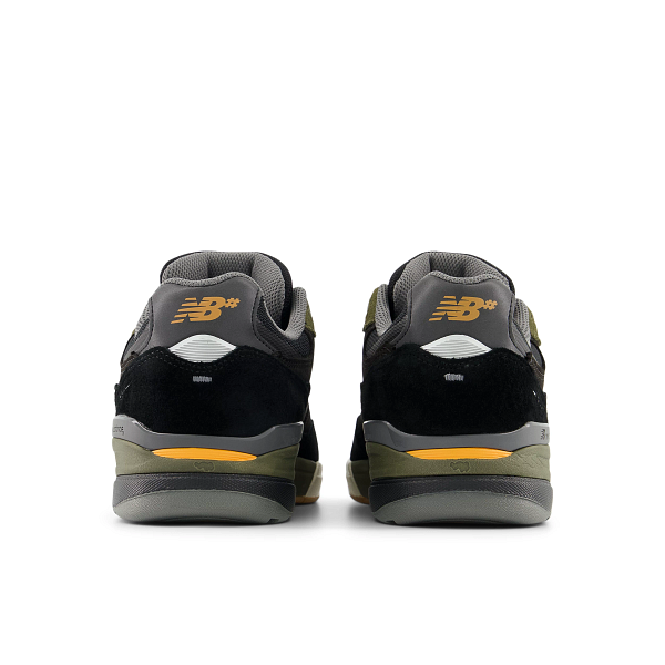 NB Numeric - Andrew Reynolds 933 - Signature Model - Black With Dark Olivine