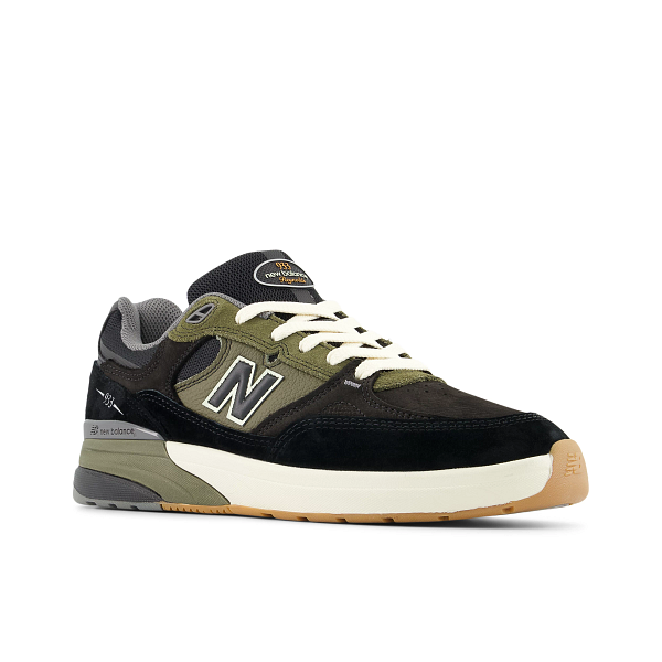 NB Numeric - Andrew Reynolds 933 - Signature Model - Black With Dark Olivine
