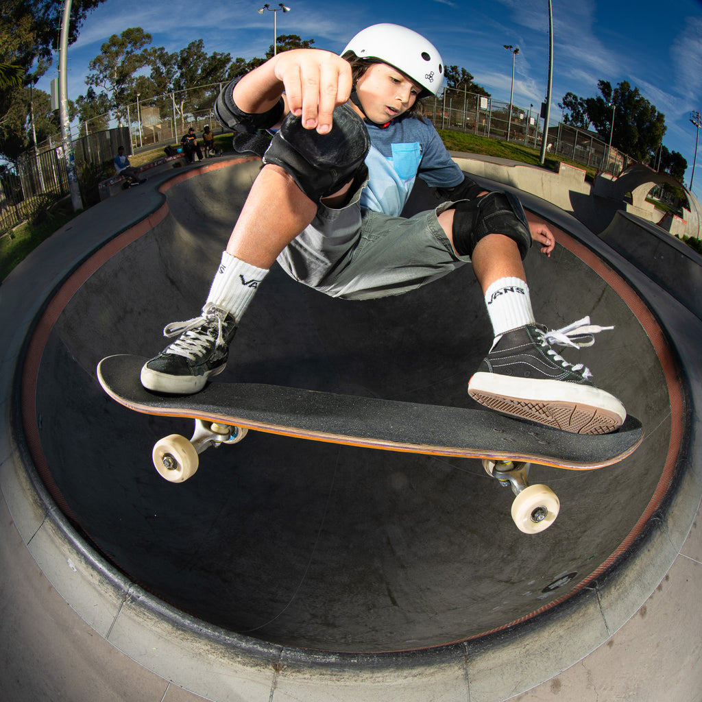 Triple 8 - THE CERTIFIED SWEATSAVER HELMET